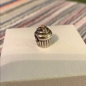 Pandora Cupcake Charm.